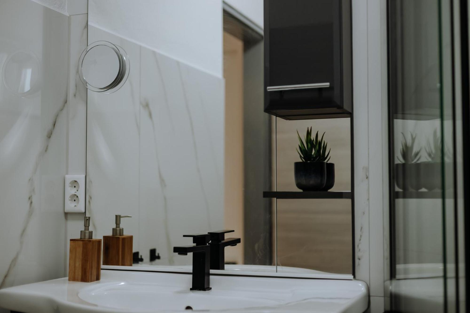 Stilvolles Appartement Mit Blick Auf Das Dreifluesse-Eck พัสเซา ภายนอก รูปภาพ
