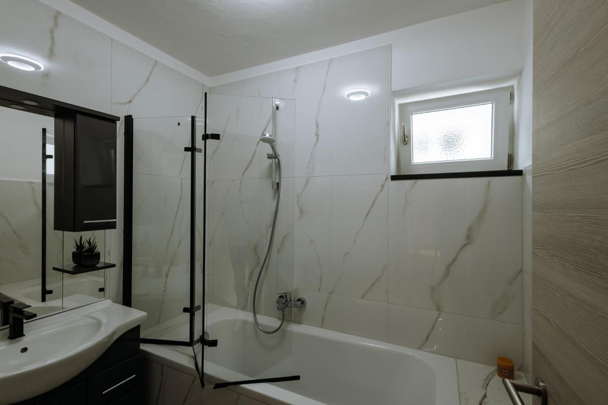 Stilvolles Appartement Mit Blick Auf Das Dreifluesse-Eck พัสเซา ภายนอก รูปภาพ